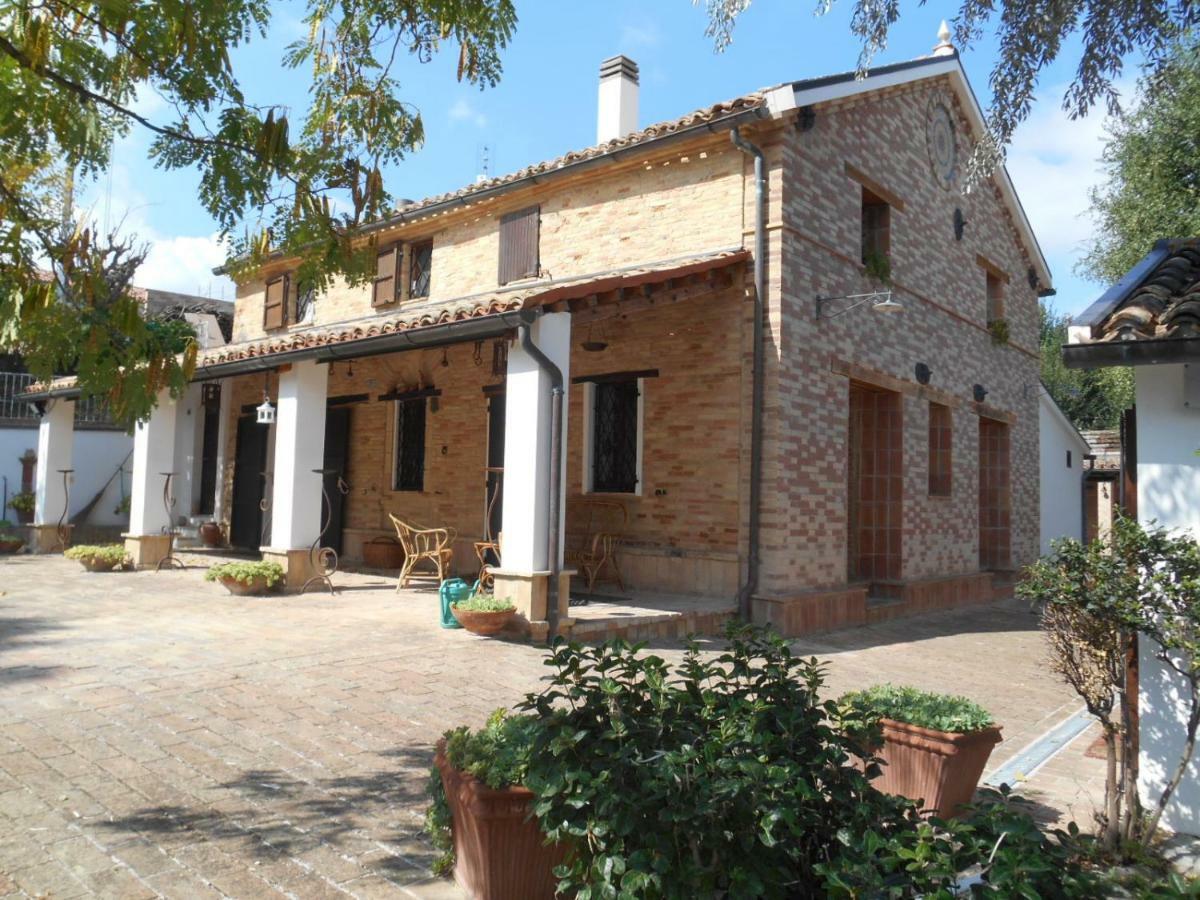 Barbagianni Villa Senigallia Buitenkant foto
